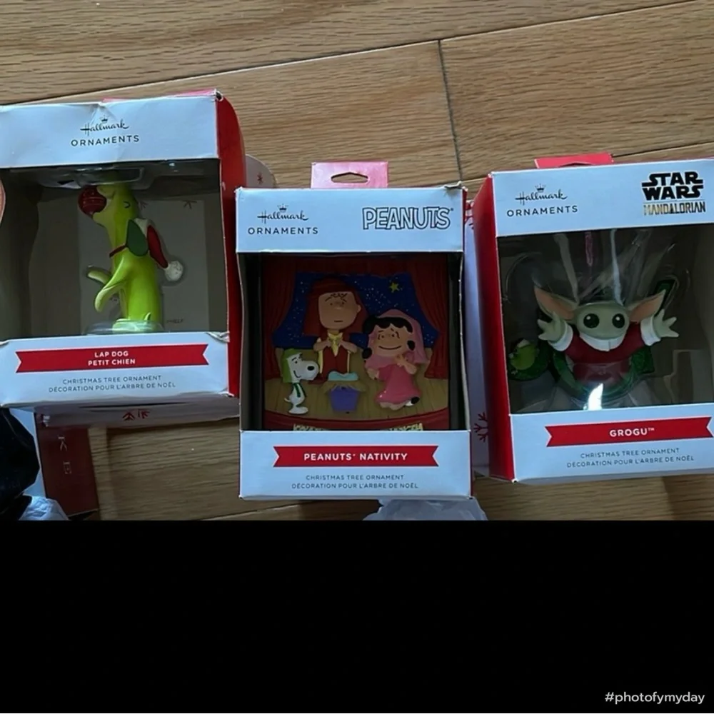 8 Piece Lot Hallmark Ornaments